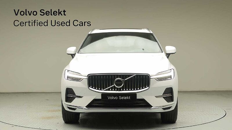 Volvo Ultra, T8 AWD 플러그-인 하이브리드, 전기/가솔린, 브라이트