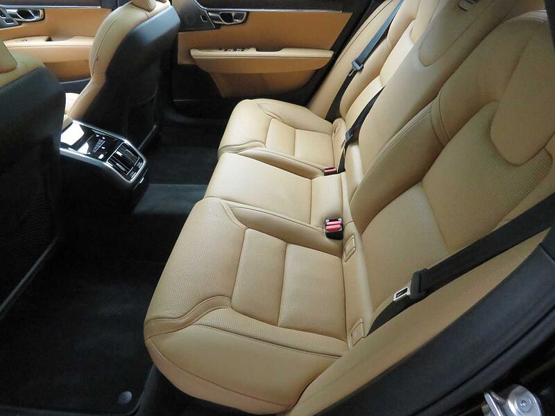 Volvo Ultimate, B5 마일드 하이브리드, 가솔린, 브라이트