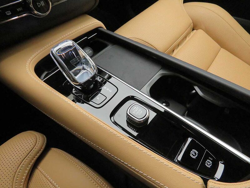 Volvo Ultra, B6 AWD 마일드 하이브리드, 가솔린, 브라이트, 7 좌석