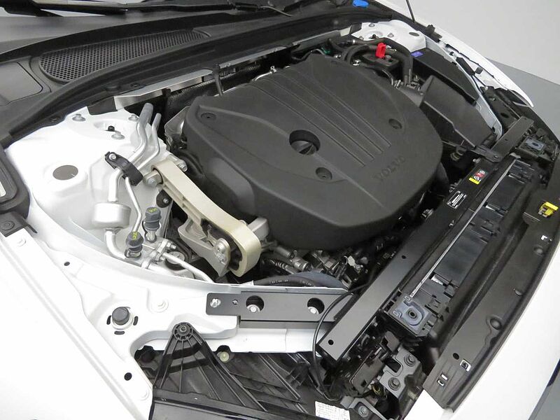 Volvo Ultra, B5 AWD 마일드 하이브리드, 가솔린, 브라이트