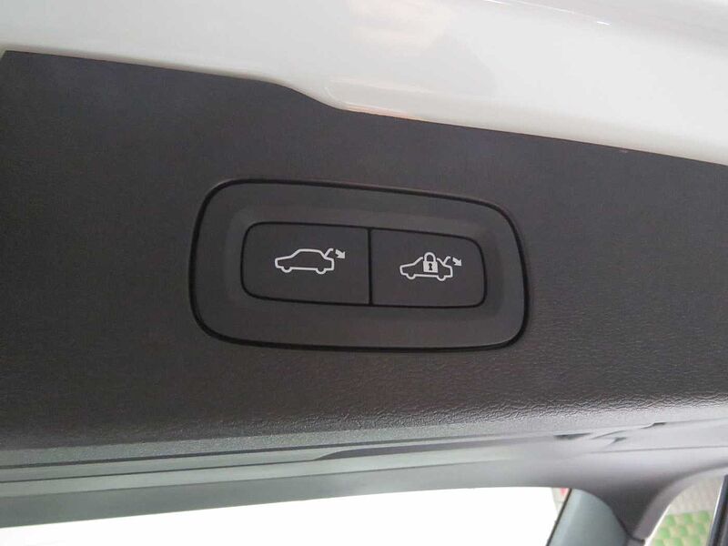 Volvo Ultra, B5 AWD 마일드 하이브리드, 가솔린, 브라이트