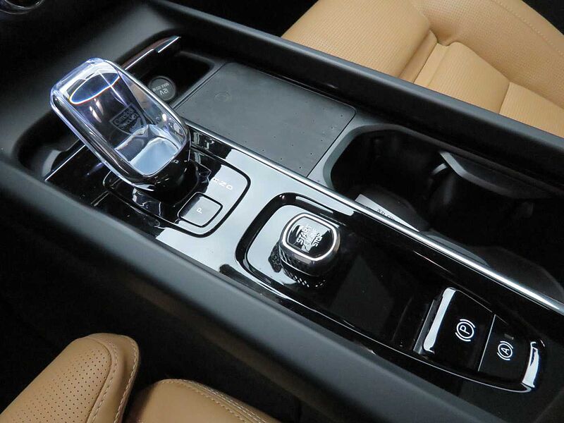 Volvo Ultra, B5 AWD 마일드 하이브리드, 가솔린, 브라이트