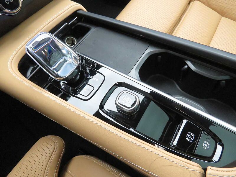 Volvo Ultra, B5 AWD 마일드 하이브리드, 가솔린, 브라이트