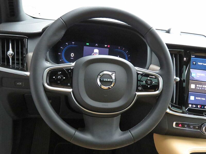 Volvo Ultimate, B5 마일드 하이브리드, 가솔린, 브라이트