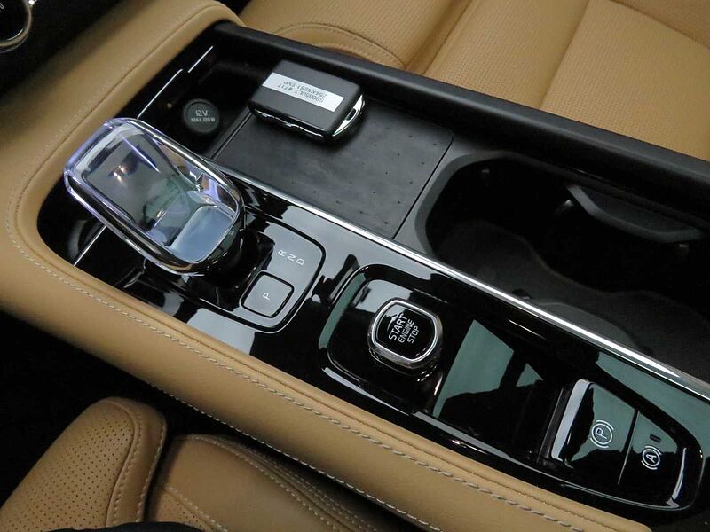 Volvo Ultimate, B5 마일드 하이브리드, 가솔린, 브라이트