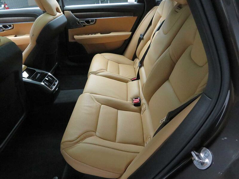 Volvo Ultimate, B5 마일드 하이브리드, 가솔린, 브라이트