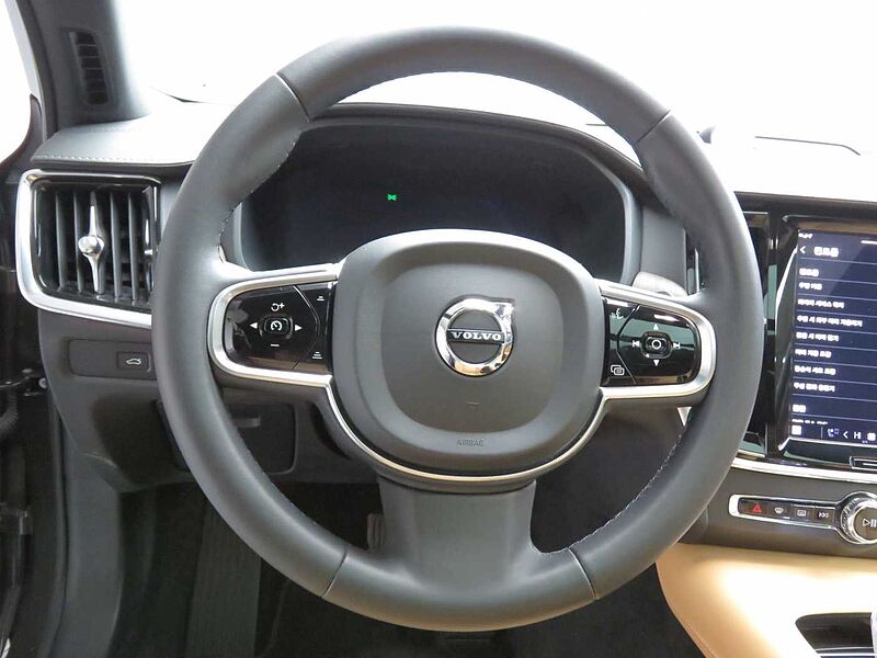 Volvo Ultimate, B5 마일드 하이브리드, 가솔린, 브라이트