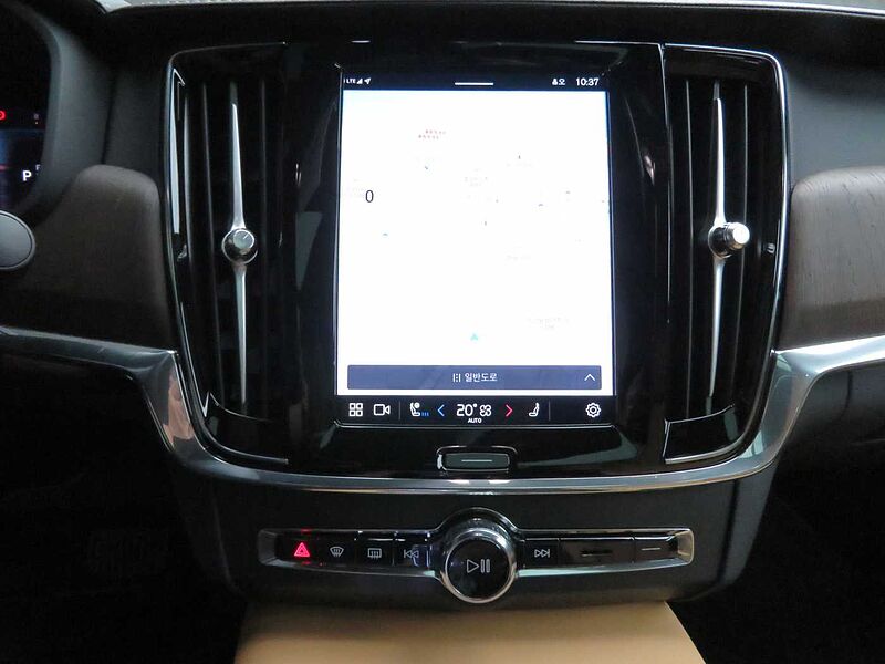 Volvo Ultra, B5 마일드 하이브리드, 가솔린, 브라이트