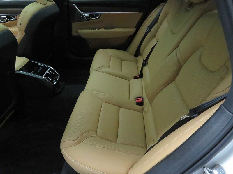 Volvo Ultimate, B5 마일드 하이브리드, 가솔린, 브라이트